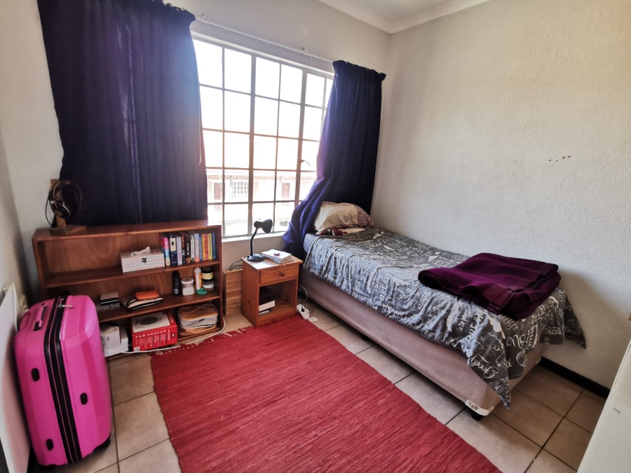 To Let 1 Bedroom Property for Rent in Die Bult North West